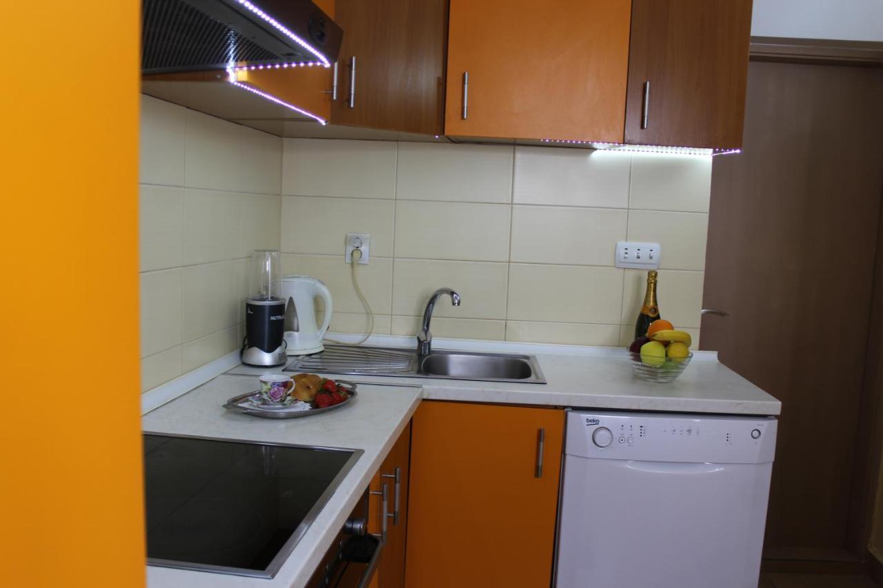 Ferienwohnung Mare E Montagna Kotor Exterior foto