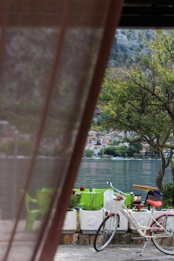 Ferienwohnung Mare E Montagna Kotor Exterior foto